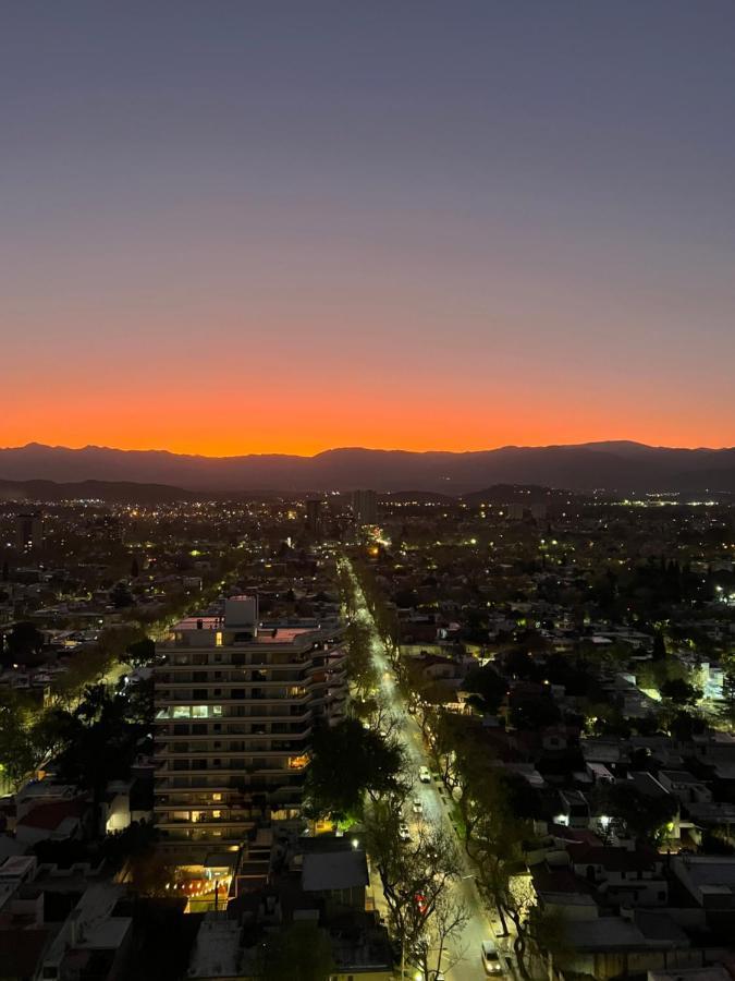 Monoambiente En El Centro De Mendoza Appartement Buitenkant foto